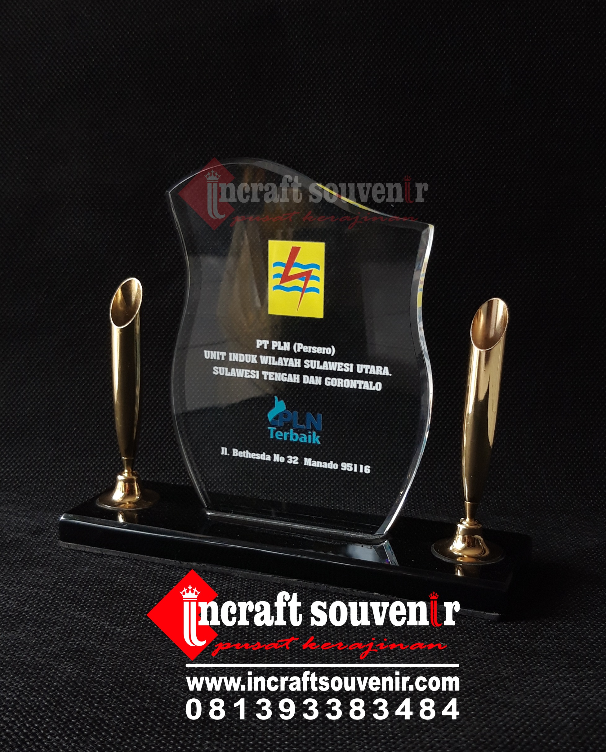 SOUVENIR PLAKAT AKRILIK DAN TEMPAT PENA PA16 Plakat Wayang